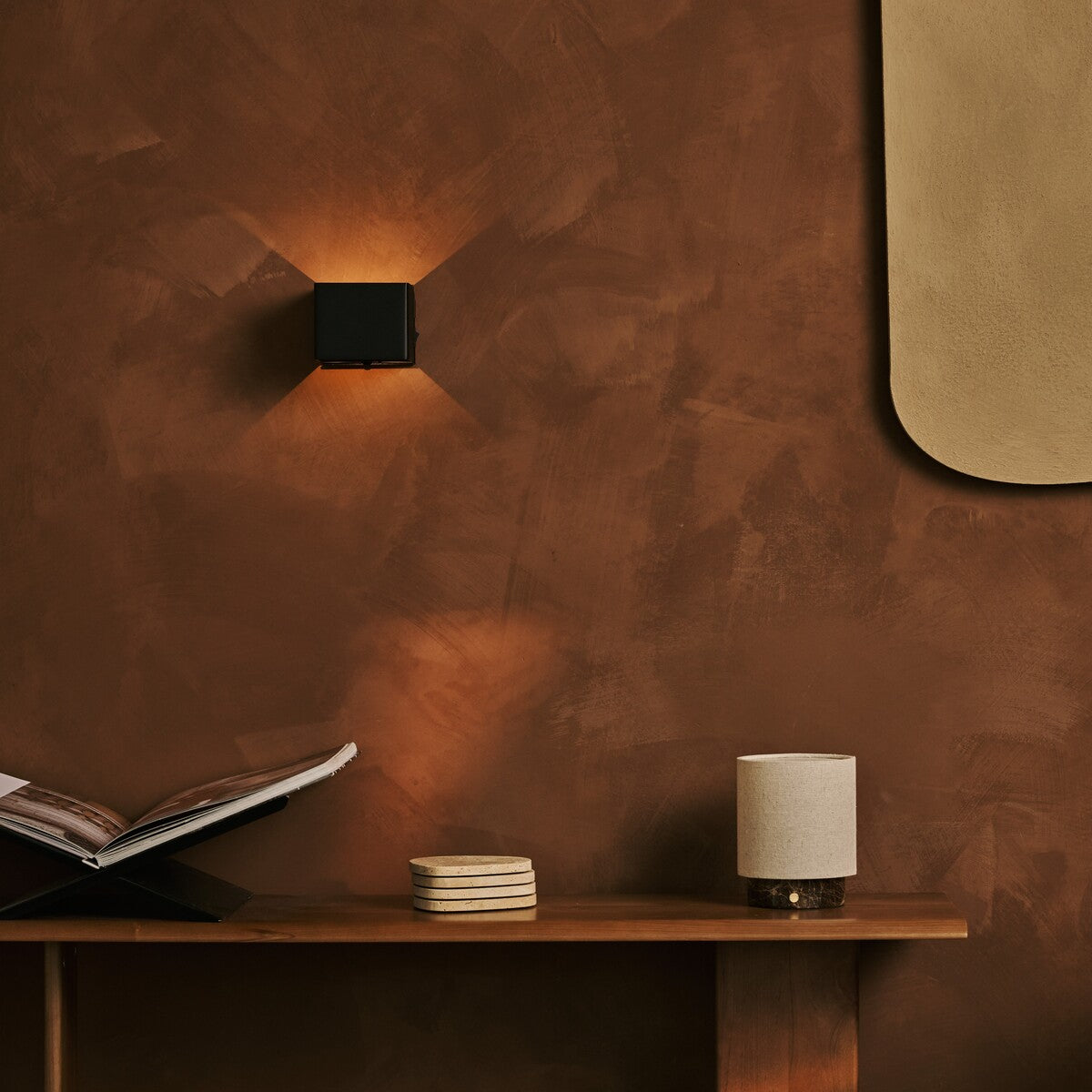 Tess Black Rechargeable Wall Lamp