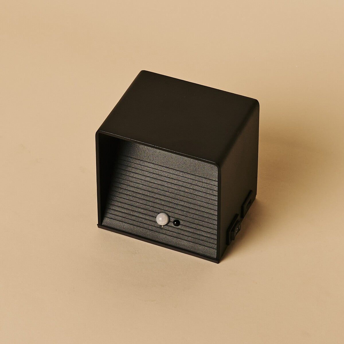 Tess Black Rechargeable Wall Lamp